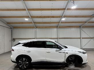 Schadeauto MG HS 1.5PHEV 105kW Automaat Luxury 2025/8