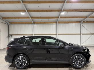 krockskadad bil auto Skoda Enyaq 60kWh 132kW Camera IV60 2023/9