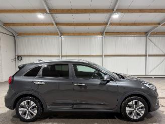 Voiture accidenté Kia e-Niro 64kWh 150kW Executiveline 2021/12