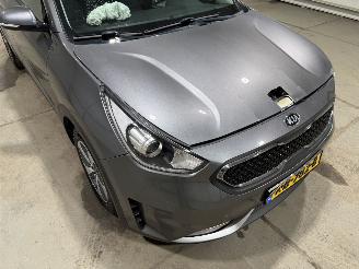 Kia Niro 1.6GDI PHEV 77kW Automaat DynamicLine picture 19