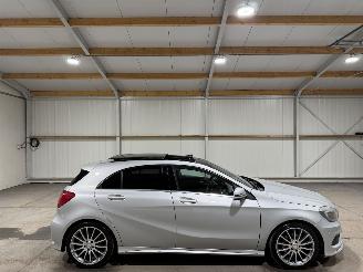 Damaged car Mercedes A-klasse 180 90kW Automaat Pano Ambition 2013/1