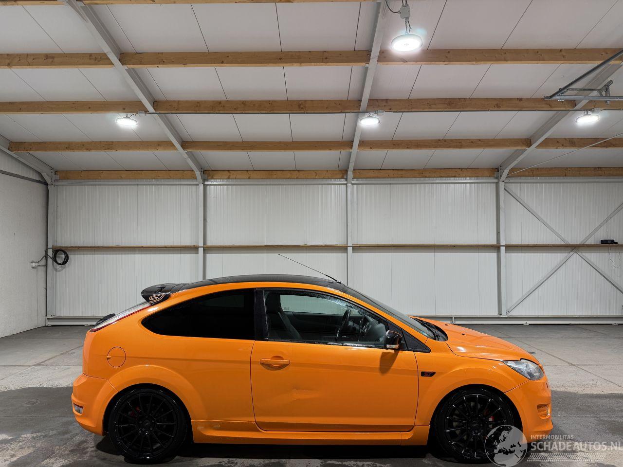 Ford Focus ST 2.5T 166kW Airco Navi RECARO
