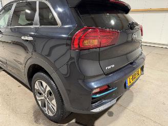 Kia e-Niro 64kWh 150kW DynamicPlusLine Schuifkanteldak picture 32