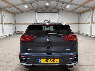 Kia e-Niro 64kWh 150kW DynamicPlusLine Schuifkanteldak picture 7