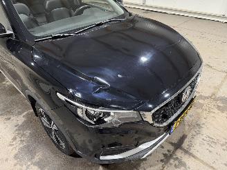 MG ZS 45kWh 105kW Pano Leder Luxury picture 19