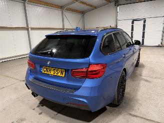 BMW 3-serie 320i 135kW Automaat High Executive picture 6