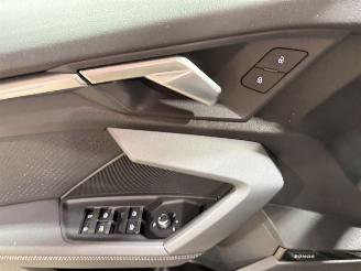 Audi A3 30TFSI 85kW Automaat Pano S Edition picture 31