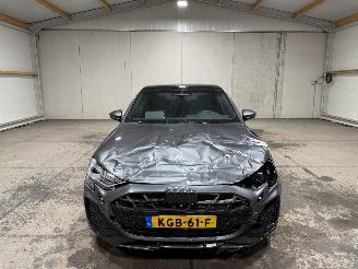 Audi A3 30TFSI 85kW Automaat Pano S Edition picture 4