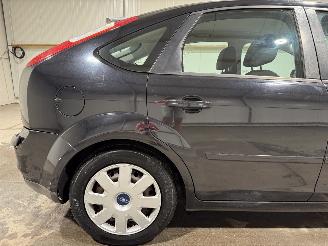 Ford Focus 1.4-16V 59kW Airco Trend picture 14
