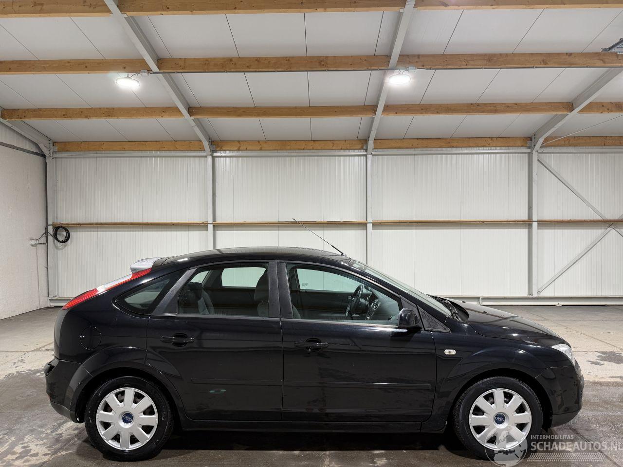 Ford Focus 1.4-16V 59kW Airco Trend