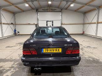 Mercedes E-klasse 5.5V8 260kW 55AMG picture 7