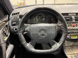 Mercedes E-klasse 5.5V8 260kW 55AMG picture 36