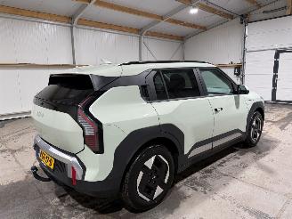 Kia EV3 81.4kWh 150kW Plus picture 5