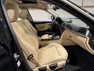 BMW 3-serie 320i 135kW Automaat Schuifkantel Luxury Edition picture 22