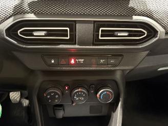 Dacia Sandero 1.0 TCE 90 Expression picture 40