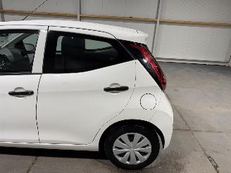 Toyota Aygo 1.0 VVT-i 53KkW x-fun picture 13