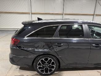 Kia Ceed 1.5 T-GDi 103kW GT-PlusLine  Panoramadak picture 25