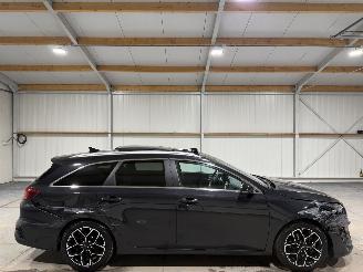 skadebil auto Kia Ceed 1.5 T-GDi 103kW GT-PlusLine  Panoramadak 2024/12