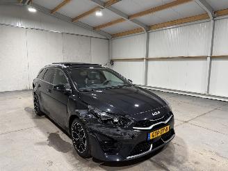 Kia Ceed 1.5 T-GDi 103kW GT-PlusLine  Panoramadak picture 3