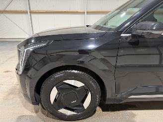 Kia EV9 99.8kWh 150kW AIR picture 14