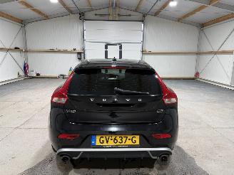 Volvo V-40 2.0D2 88kW R-Design Business picture 6
