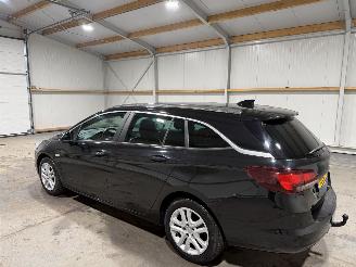 Opel Astra ST 1.0 77kW Online Edition picture 11