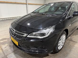 Opel Astra ST 1.0 77kW Online Edition picture 15