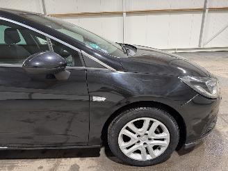 Opel Astra ST 1.0 77kW Online Edition picture 14