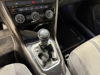 Volkswagen T-Roc 1.0TSI 85kW Camera Sport picture 23