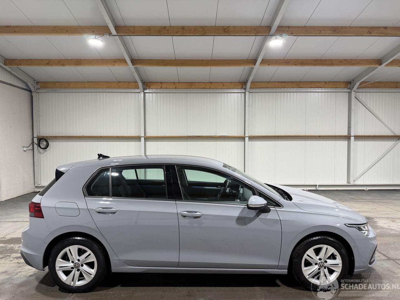 Volkswagen Golf 1.5TSI 96kW Life Business