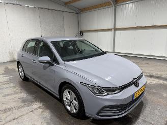 Volkswagen Golf 1.5TSI 96kW Life Business picture 3