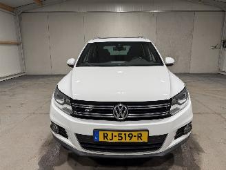 Volkswagen Tiguan 2.0TDI 103kW Automaat Sport&Style 4Motion Pano picture 4
