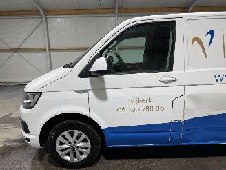 Volkswagen Transporter 2.0TDI 110kW Automaat L2 Highline picture 13
