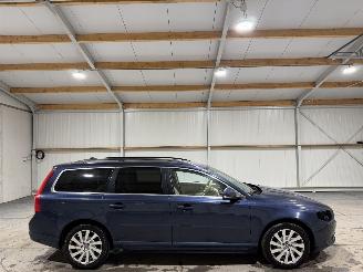 Coche accidentado Volvo V-70 2.0D3 120kW Automaat Limited Edition 2011/11