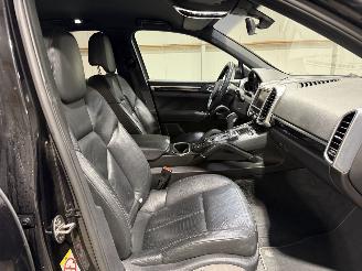 Porsche Cayenne 3.0D 176kW Automaat AWD Volleder picture 24