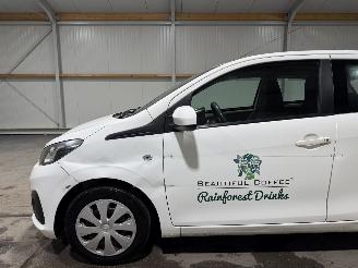 Peugeot 108 1.0e-VTi 53kW Airco Active Top! picture 13