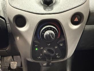 Peugeot 108 1.0e-VTi 53kW Airco Active Top! picture 33