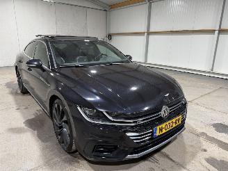 Volkswagen Arteon 2.0TSI 140kW Automaat Pano Business R picture 3