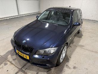 BMW 3-serie 325i 160kW Automaat High Executive picture 19
