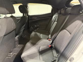 Honda Civic 1.0 i-VTEC 93kW Comfort picture 29