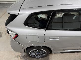 BMW iX1 67kWh 225kW Xdrive AWD picture 34