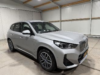 BMW iX1 67kWh 225kW Xdrive AWD picture 2