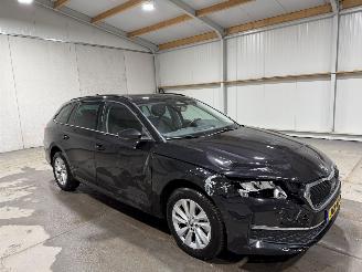 Skoda Octavia 1.5TSI MHEV 85kW Automaat Business Edition picture 2