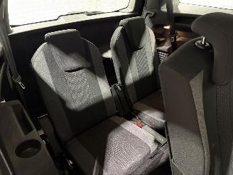 Peugeot 5008 1.2PT 96kW Active Pack Business 7Persoons picture 51