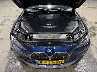 BMW i4 84kWh 250kW Edrive40 High Executive Luchtvering picture 24