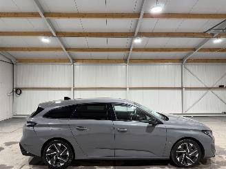 Damaged car Peugeot 308 SW 1.6Plug-in Hybrid 133kW Automaat 180 Allure Avantage 2025/5