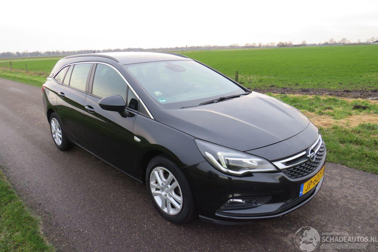 Opel Astra SPORTS TOURER+ 1.0 77kw 105pk  Business+  Euro 6 Navigatie Clima  2016