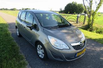Vaurioauto  passenger cars Opel Meriva 1.4 Turbo Edition  2011 188.000km nap Airco  5drs mpv  Topstaat 2011/5
