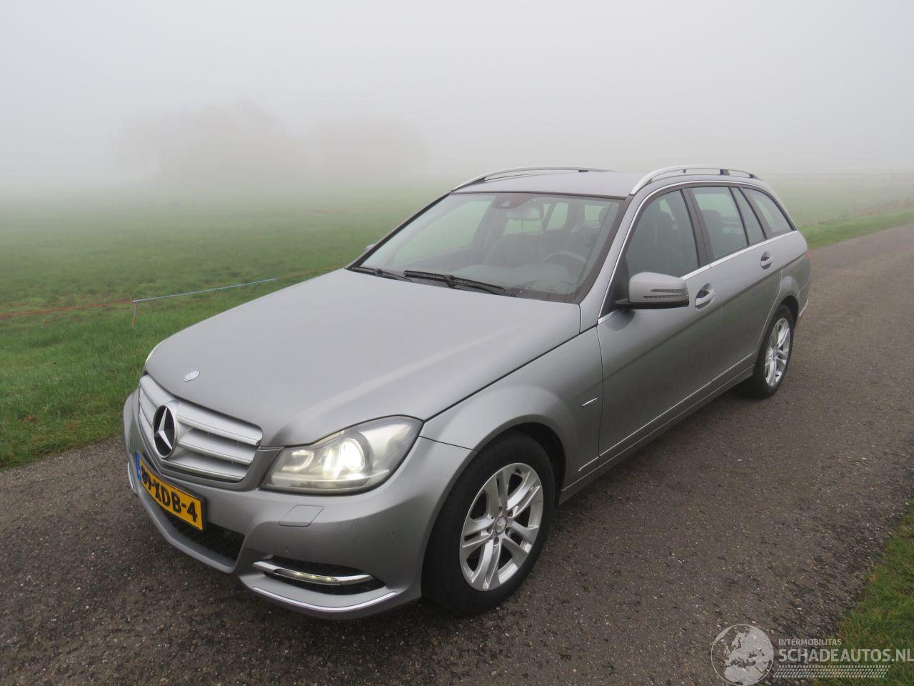 Mercedes C-klasse 220 CDI 170pk Business Avangarde  2012 Estate navigatie  leer camera [ schadevrij