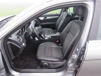 Mercedes C-klasse 220 CDI 170pk Business Avangarde  2012 Estate navigatie  leer camera [ schadevrij picture 13